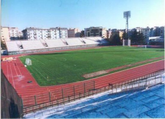 Stade Arturo Collana